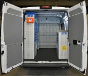 EQUIPAMIENTO FURGONETA TALLER CITROEN JUMPER 2006 L1 H2 01a