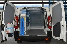 EQUIPAMIENTO FURGONETA TALLER CITROEN JUMPY 2006  L1 H1 01a