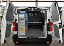 EQUIPAMIENTO FURGONETA TALLER CITROEN JUMPY 2016 L1 H1 01a