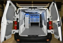EQUIPAMIENTO FURGONETA TALLER CITROEN JUMPY 2016 L2 H1 01a