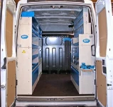 EQUIPAMIENTO FURGONETA TALLER IVECO DAILY 2000 L2 H2 01a