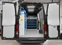 EQUIPAMIENTO FURGONETA TALLER IVECO DAILY 2014 L3 H3 01a