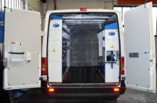 EQUIPAMIENTO FURGONETA TALLER MERCEDES SPRINTER  1996 L2 H1 01a