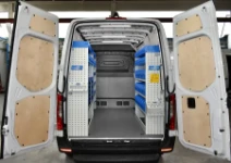 EQUIPAMIENTO FURGONETA TALLER MÓVIL EN MERCEDES SPRINTER 2018 L2 H2 06a