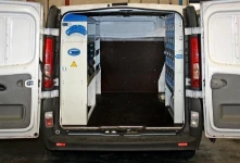 EQUIPAMIENTO FURGONETA TALLER MÓVIL EN NISSAN PRIMASTAR  L1 H1 07a