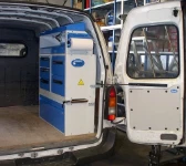 EQUIPAMIENTO FURGONETA TALLER MÓVIL EN NISSAN VANETTE CARGO 1994 01b