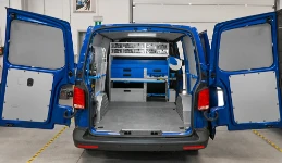 EQUIPAMIENTO FURGONETA TALLER VOLKSWAGEN TRANSPORTER T6 2015 L1 H1 01a
