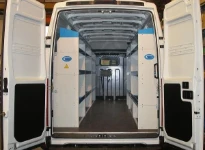 EQUIPAMIENTO IVECO DAILY 2000 L4 H2 04a