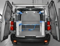 EQUIPAMIENTO PARA FURGONETA CITROEN JUMPY 2016 L1 H1 07a