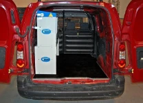 EQUIPAMIENTO VEHÍCULOS ESPECIALES CITROEN BERLINGO 2008 L2 03a