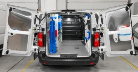 EQUIPAMIENTO VEHÍCULOS ESPECIALES CITROEN JUMPY 2016 L2 H1 03a