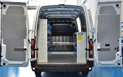 EQUIPAMIENTOS PARA FURGONETAS OPEL MOVANO 2010 L2 H2 04a