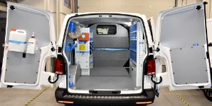 EQUIPAMIENTOS PARA FURGONETAS VOLKSWAGEN TRANSPORTER T6 2003 L1 12a