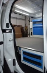 ESTANTERÍAS FURGONETA EN PEUGEOT BIPPER 2007 02c