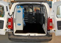 Estanterías y cajoneras para furgonetas en CITROEN BERLINGO 2008 L2 07a