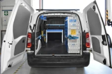 Estanterías y cajoneras para furgonetas en PEUGEOT PARTNER 2018 L2 07a