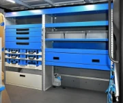 FOTO MOBILIARIO VEHÍCULOS COMERCIALES EN MERCEDES SPRINTER 2018 L1 H1 01d