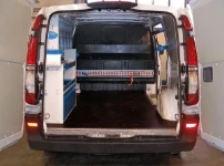FOTO MOBILIARIO VEHÍCULOS COMERCIALES EN MERCEDES VITO 2004  L1 H1 02a