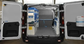 FOTO MOBILIARIO VEHÍCULOS COMERCIALES EN NISSAN NV300 L1 H1 10a