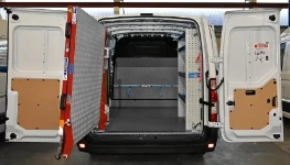 IMAGEN VEHÍCULO COMERCIAL NISSAN NV400 L1 H1 04b