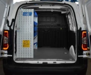 MOBILIARIO CITROEN BERLINGO 2018 L1 06a