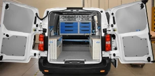 MOBILIARIO FURGONETA EN CITROEN JUMPY 2016 L2 H1 11a