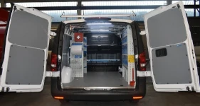 MOBILIARIO FURGONETA EN MERCEDES VITO 2015 L2 H1 02a
