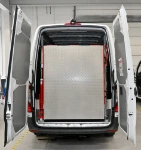 MOBILIARIO PARA FURGONETAS EN MERCEDES SPRINTER 2018 L2 H2 12d