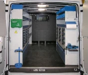 MOBILIARIO VEHÍCULOS COMERCIALES EN IVECO DAILY 2000 L2 H1 02a