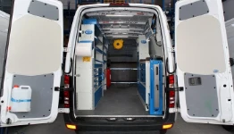MOBILIARIO VEHÍCULOS COMERCIALES EN MERCEDES SPRINTER 2006  L2 H2 02a