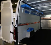 MOBILIARIO VEHÍCULOS COMERCIALES EN MERCEDES SPRINTER 2006  L3 H2 02b