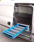 MOBILIARIO VEHÍCULOS COMERCIALES EN OPEL COMBO 2002 14c