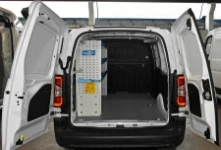 MOBILIARIO VEHÍCULOS COMERCIALES EN OPEL Combo 2018 L2 02a