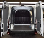 Plataforma antideslizante y revestimientos para Nissan NV400