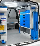 03_Pared derecha Custom con cajones, estantes, porta abrazadera e accesorios