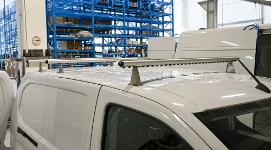 06_Barras portatodo con perfil Ultrasilent en el techo del Doblò