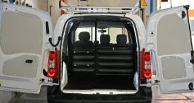 revestimiento furgonetas para CITROEN BERLINGO 2008 02a