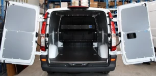 suelos furgoneta MERCEDES VITO 2004  L1 H1 02a