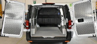 suelos furgoneta MERCEDES VITO 2015 L2 H1 02a